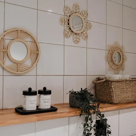 Garden - Private Sauna & Whirlpool Apartamento *